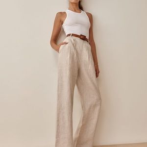Reformation Petites Vesta Pant. Size 4P. Oatmeal.